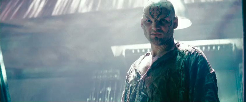 Illustration for article titled Kick-Ass Scenes That Are In Trailers, But Aren't In The Movies